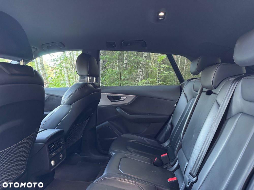 Audi Q8 - 22