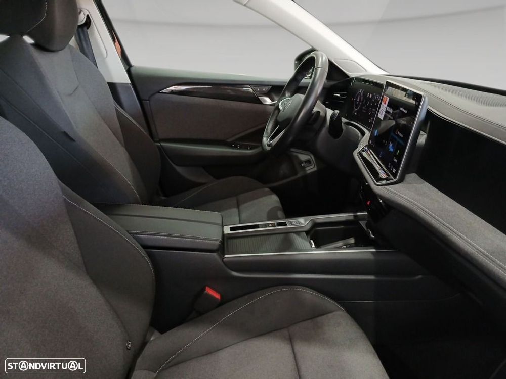 VW Passat Variant 1.5 TSI eHybrid DSG - 16