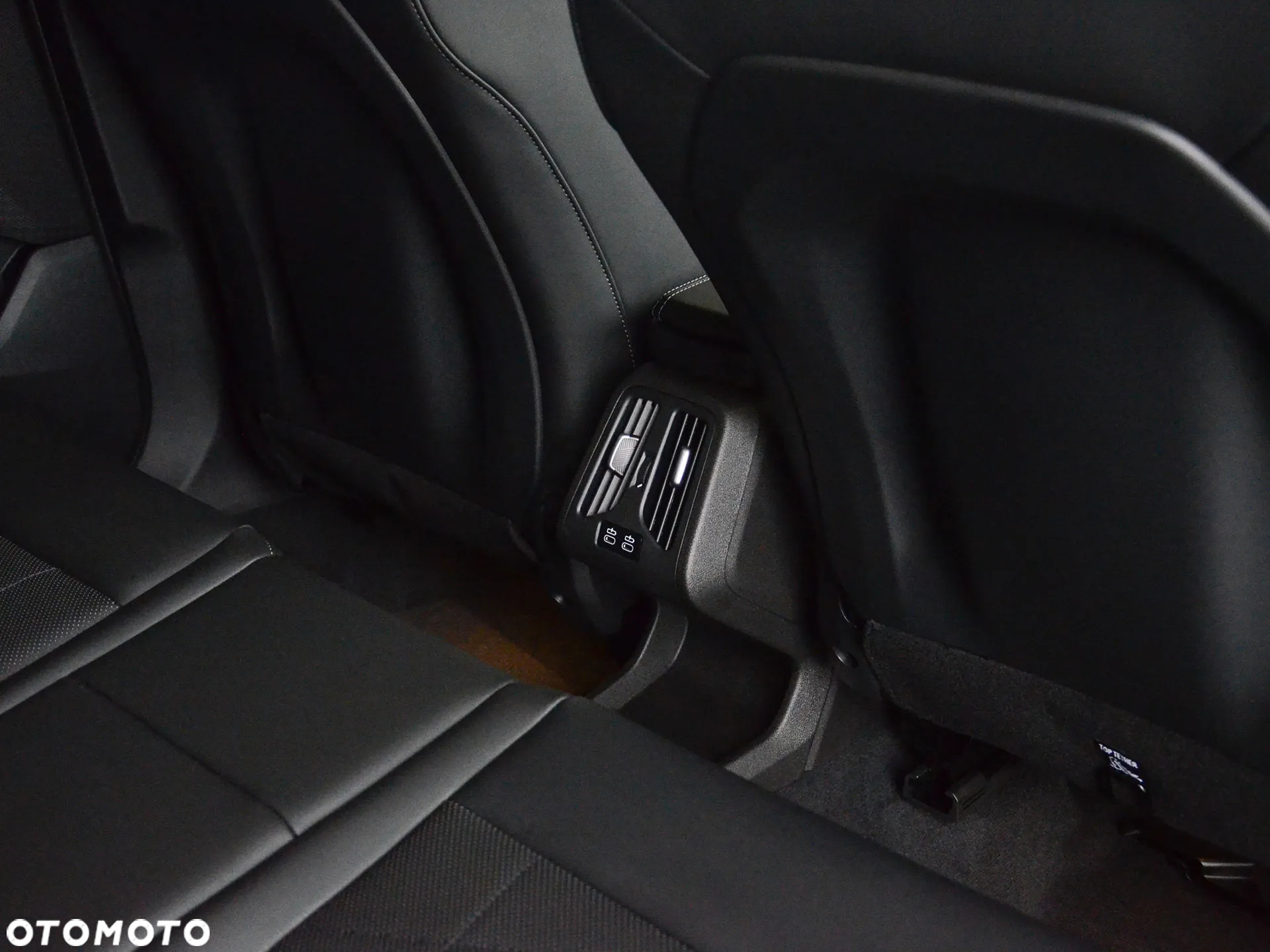 BMW X2 sDrive18d Advantage - 21