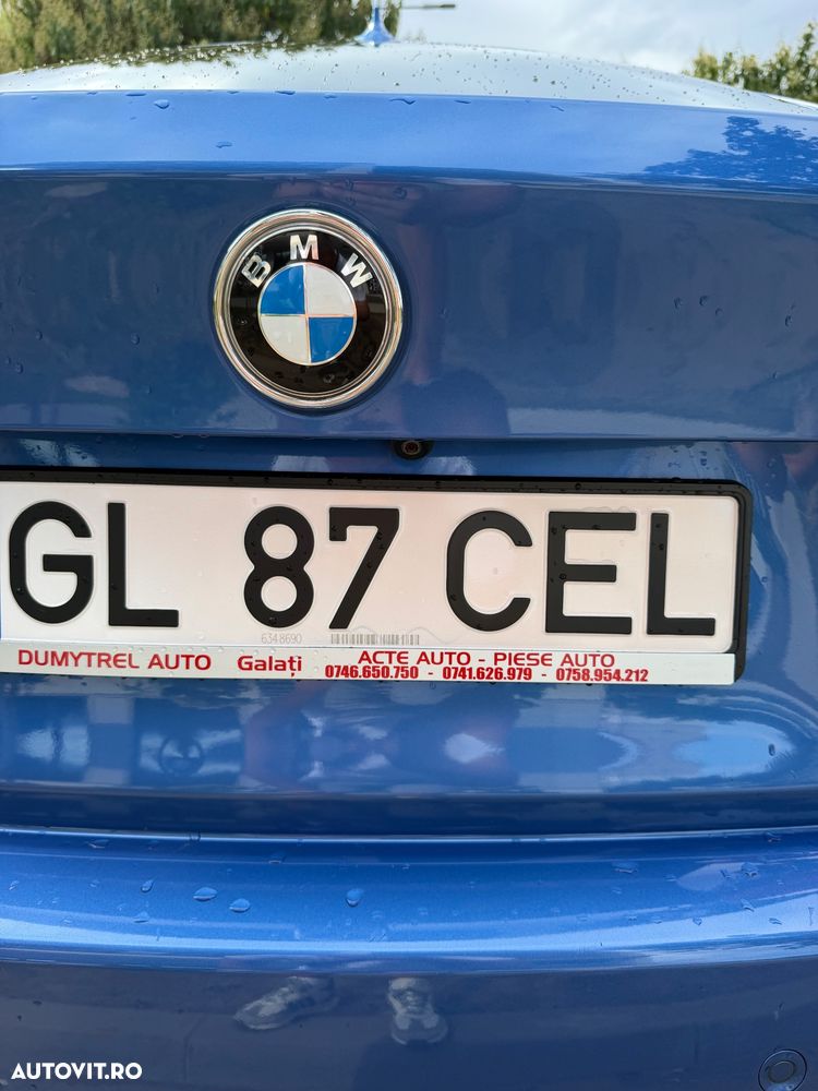 BMW Seria 3 320d Aut. M Sport - 7