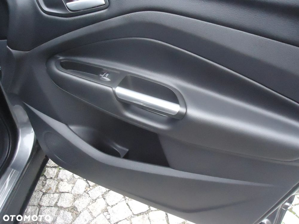 Ford Kuga 1.5 EcoBoost FWD Titanium ASS - 14