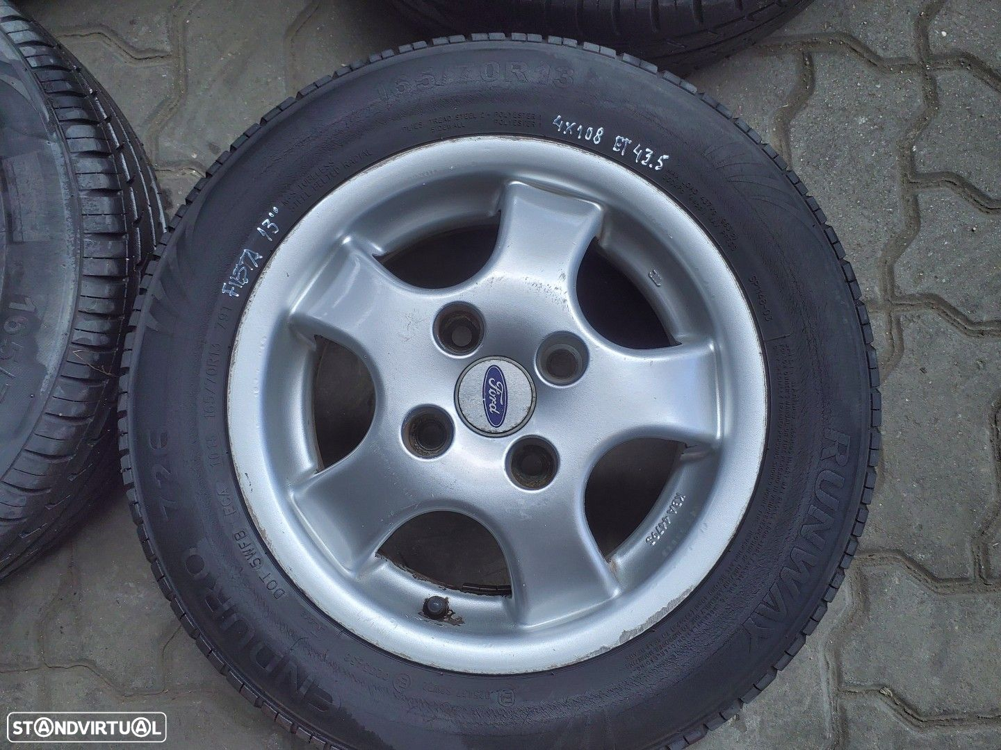 Jantes FORD FIESTA R13 com pneus 165/70 furação 4x108 - 5