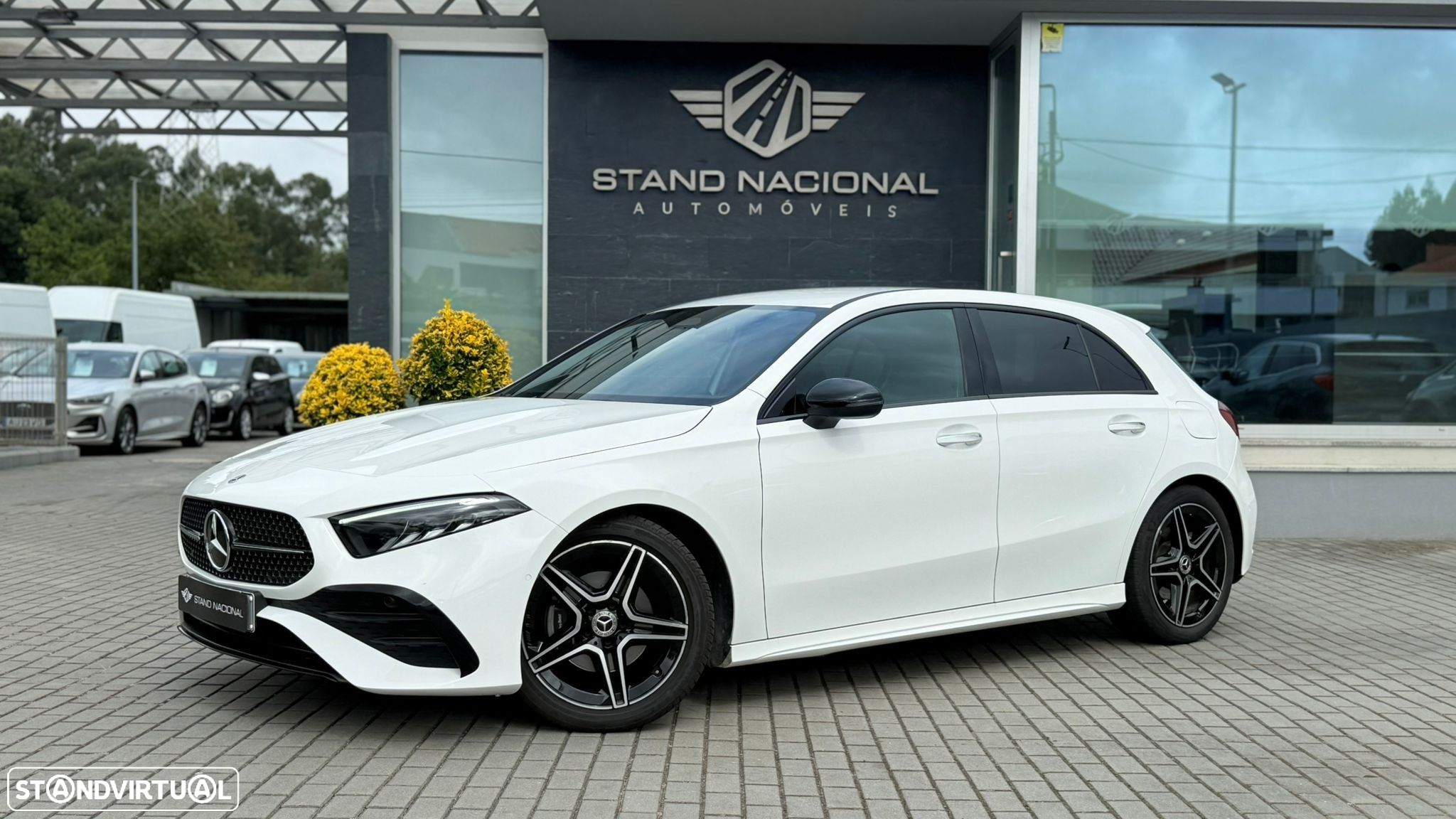 Mercedes-Benz A 200 AMG Line - 2