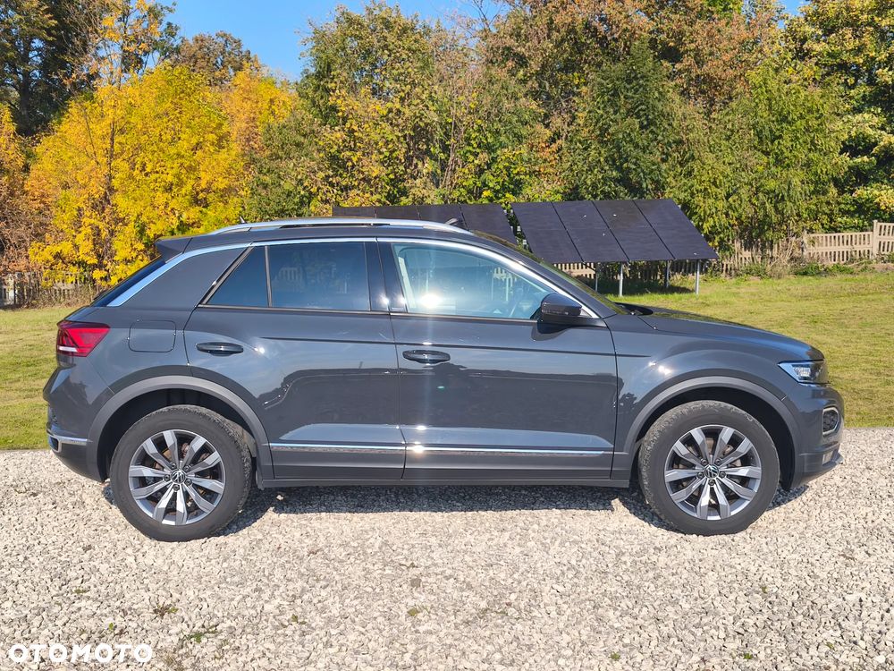 Volkswagen T-Roc - 9