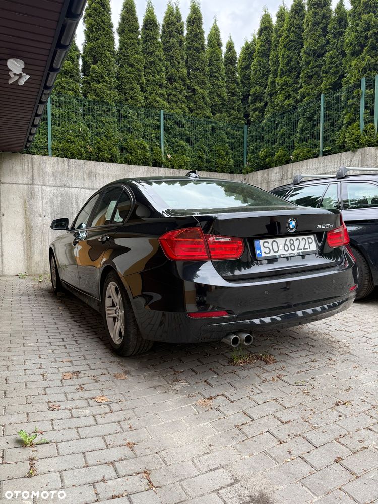 BMW Seria 3 325d - 3