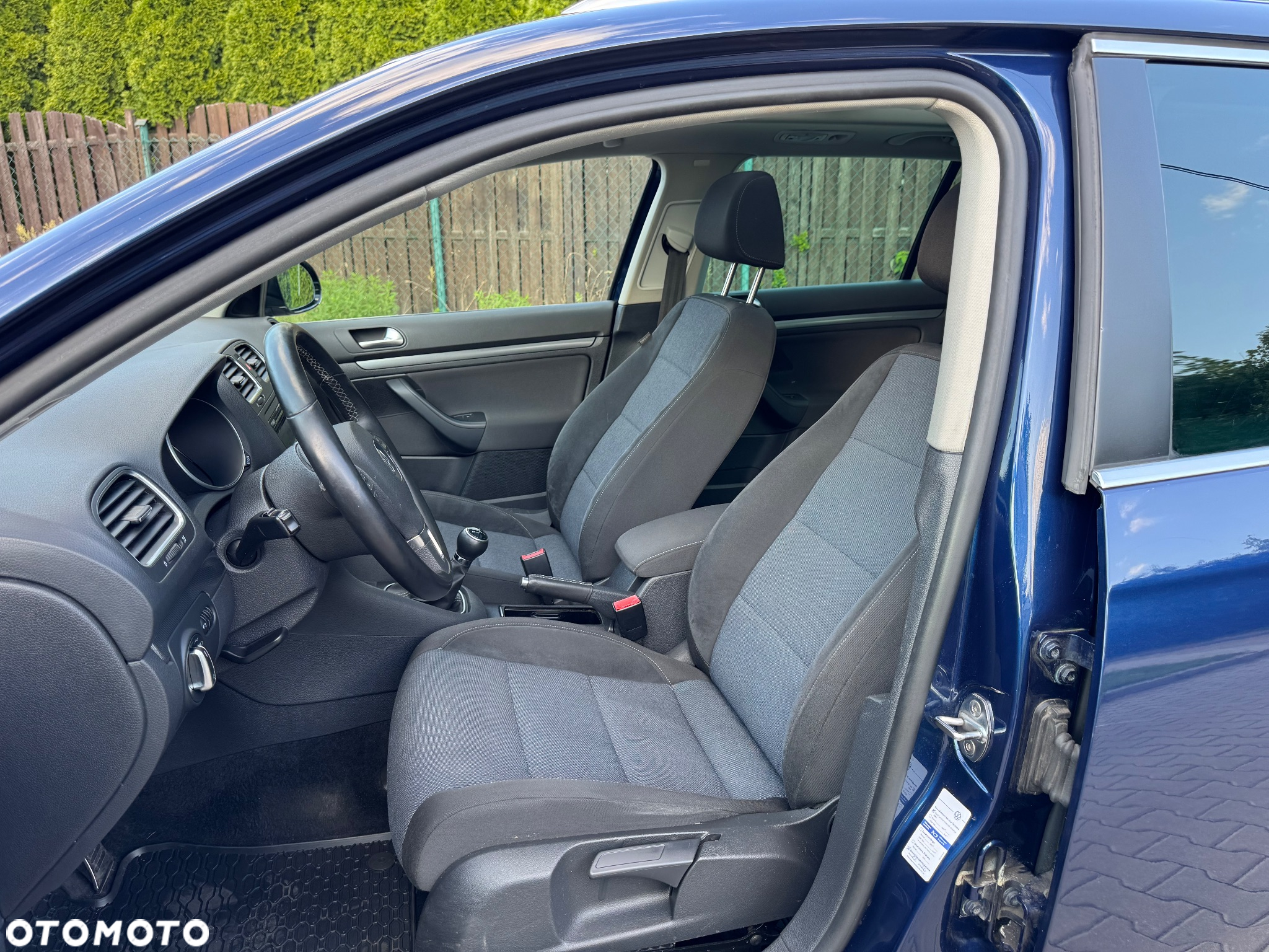 Volkswagen Golf 1.2 TSI BlueMotion Technology MATCH - 10