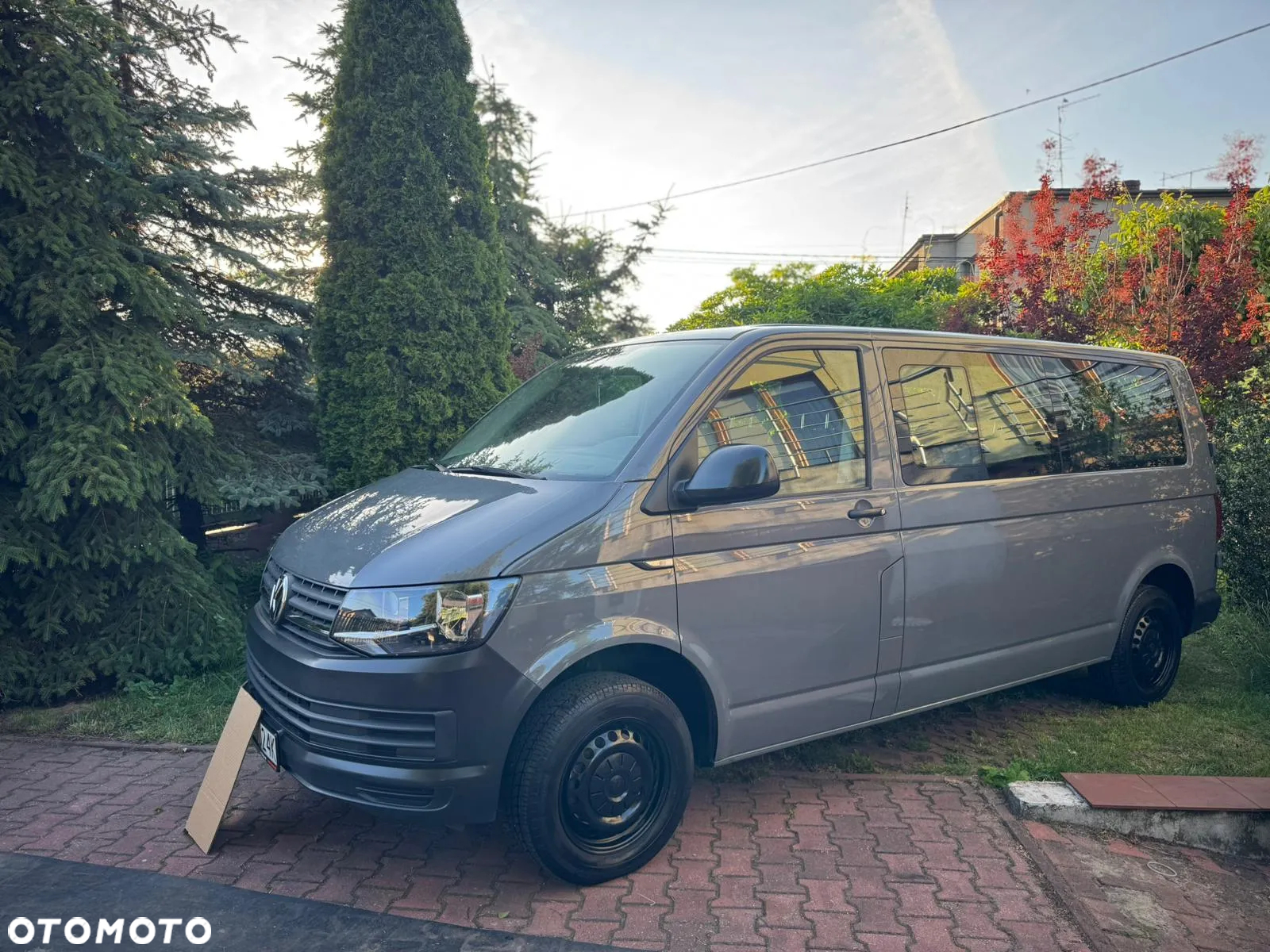 Volkswagen Caravelle 2.0 TDI L1 Comfortline - 4