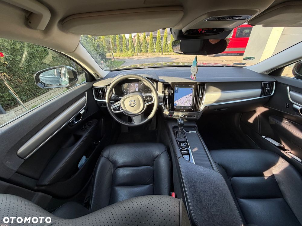 Volvo S90 - 11