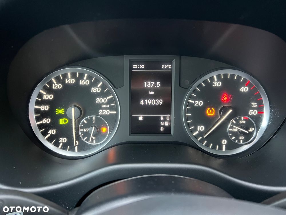 Mercedes-Benz Vito 114 CDI (279) - 13