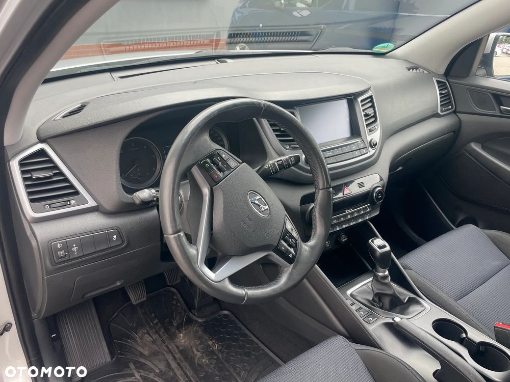 Hyundai Tucson 2.0 CRDI BlueDrive Comfort 2WD - 4