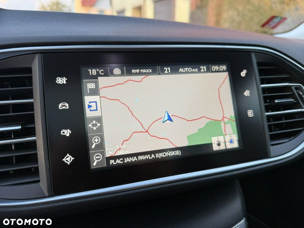 Peugeot 308 1.6 BlueHDi Allure S&S - 14