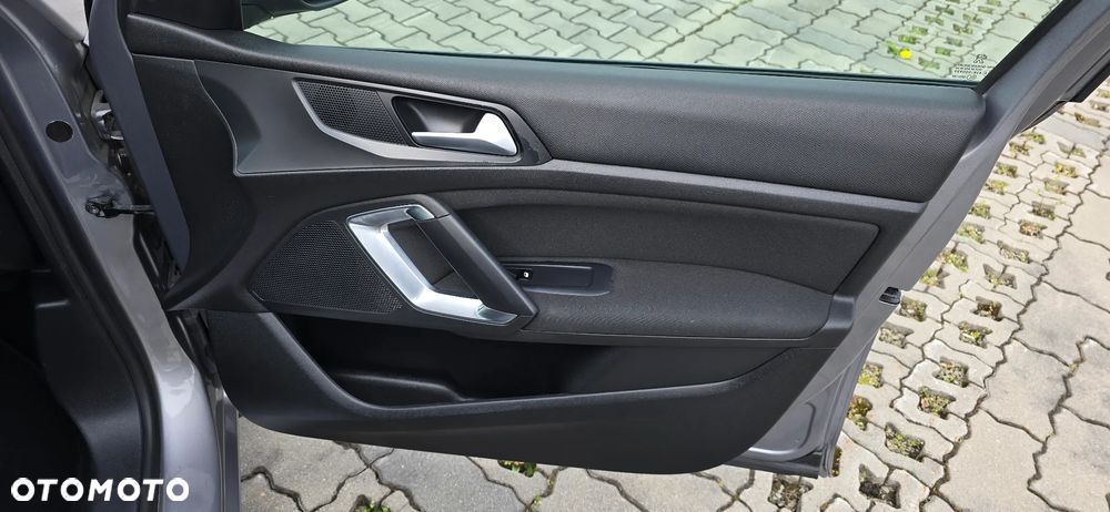 Peugeot 308 BlueHDi 120 Stop & Start Allure - 29