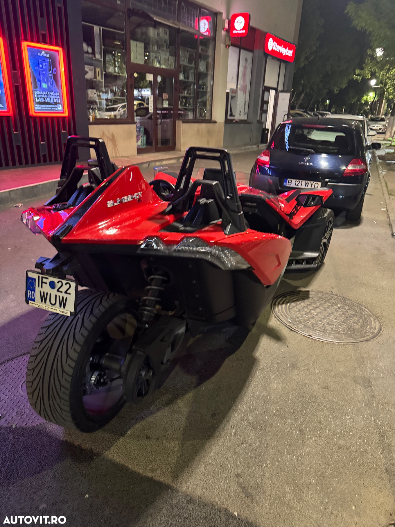 Polaris Slingshot - 3