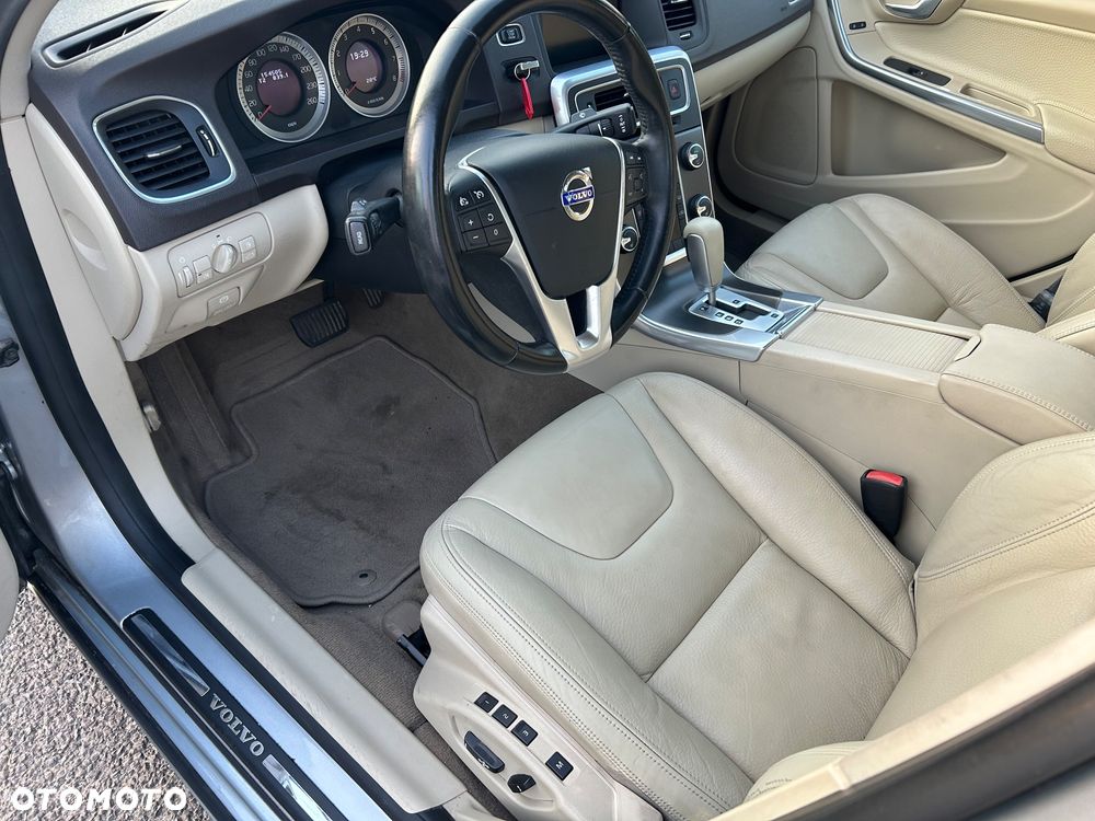 Volvo S60 - 23