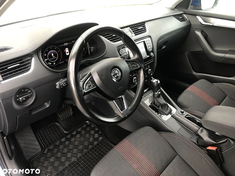Skoda Octavia 1.5 TSI ACT Style DSG - 23