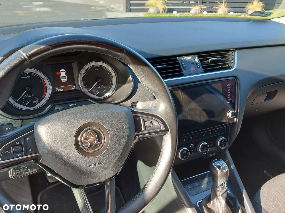 Skoda Octavia 1.5 TSI ACT Style - 4