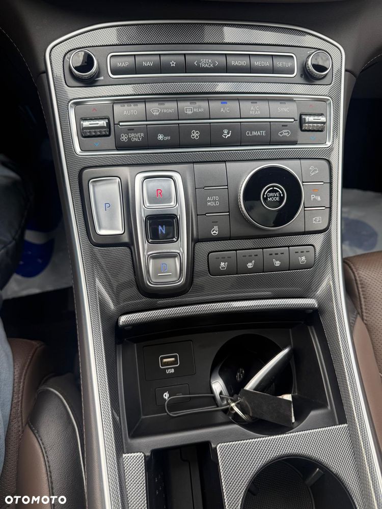 Hyundai Santa Fe 1.6 HEV 2WD Prime - 16