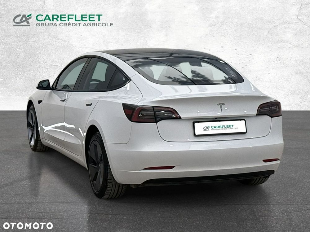 Tesla Model 3 - 8
