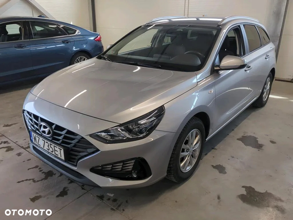 Hyundai i30 1.5 DPI Classic +