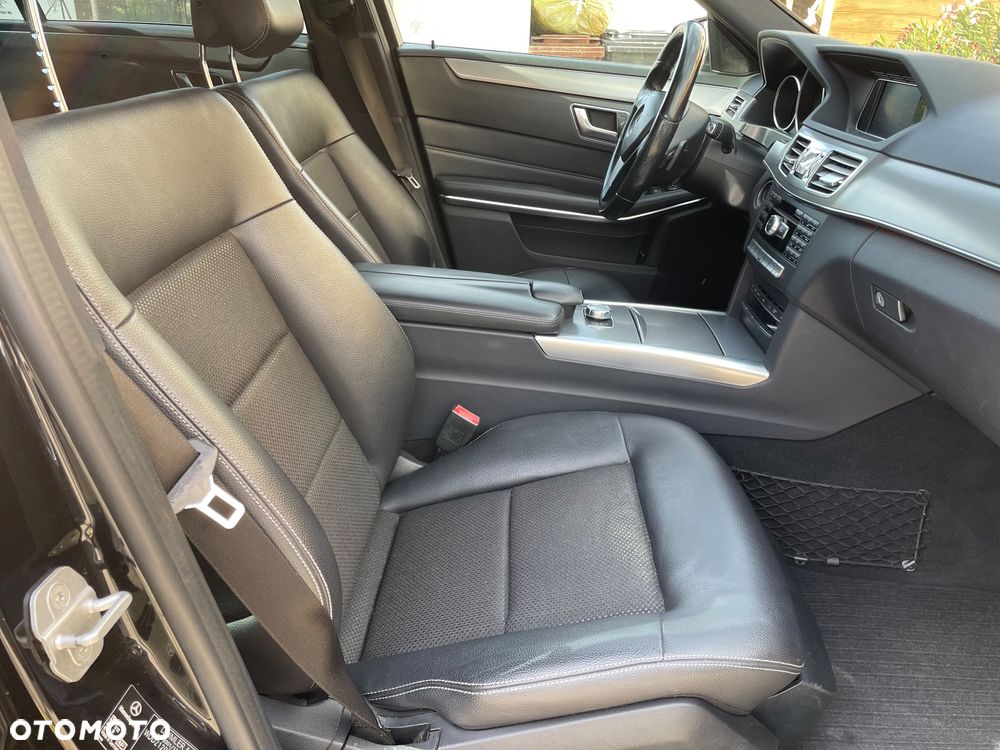 Mercedes-Benz Klasa E 220 CDI BlueEff - 23
