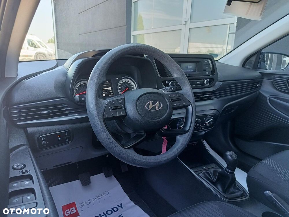 Hyundai i20 1.2 Pure - 15