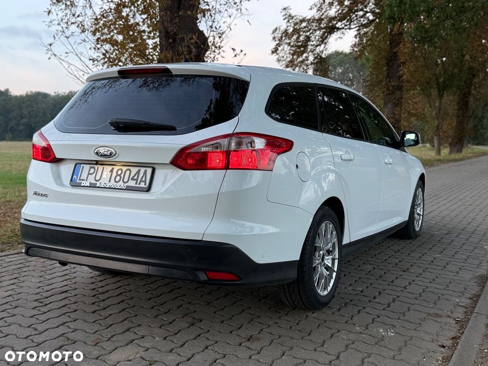 Ford Focus 1.6 Ambiente - 9