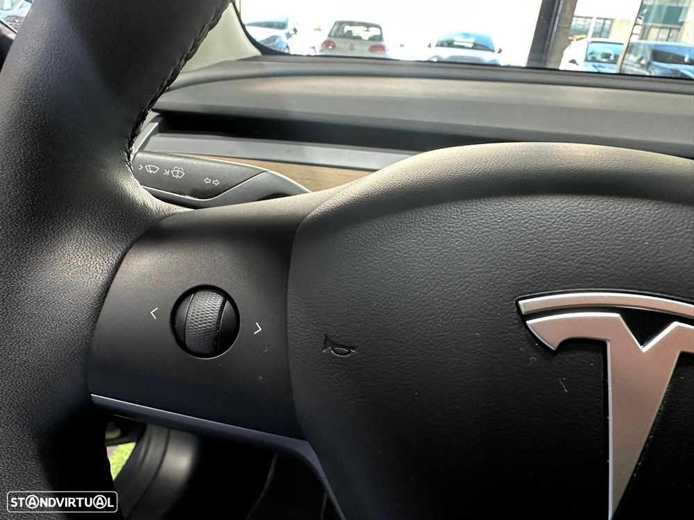 Tesla Model 3 Long-Range Dual Motor AWD - 34