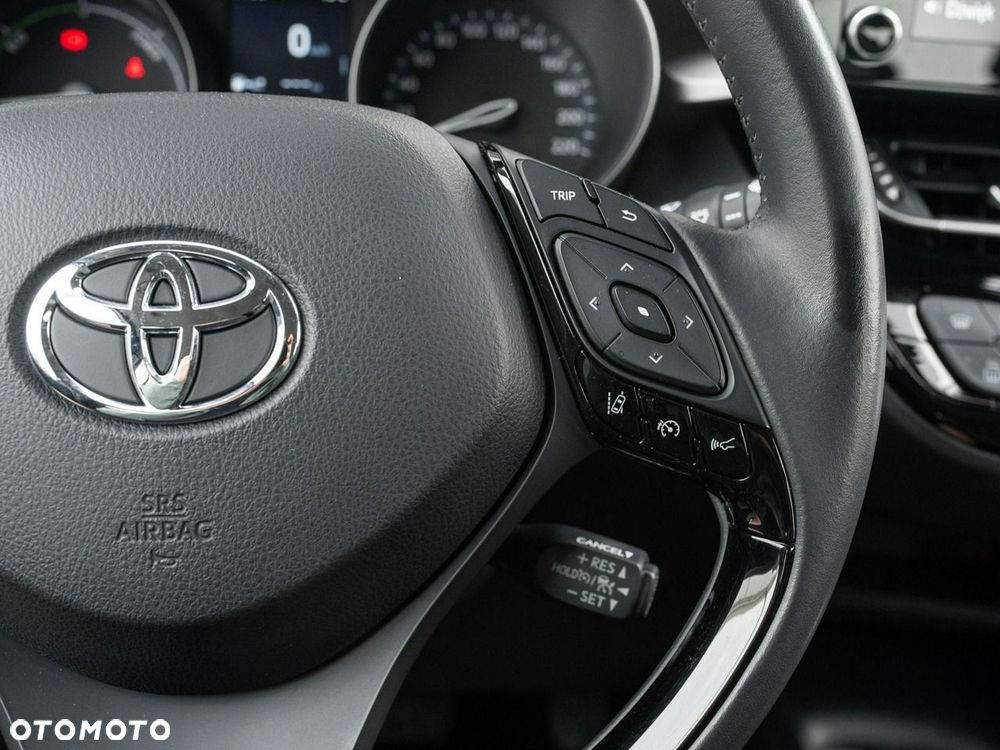 Toyota C-HR - 15