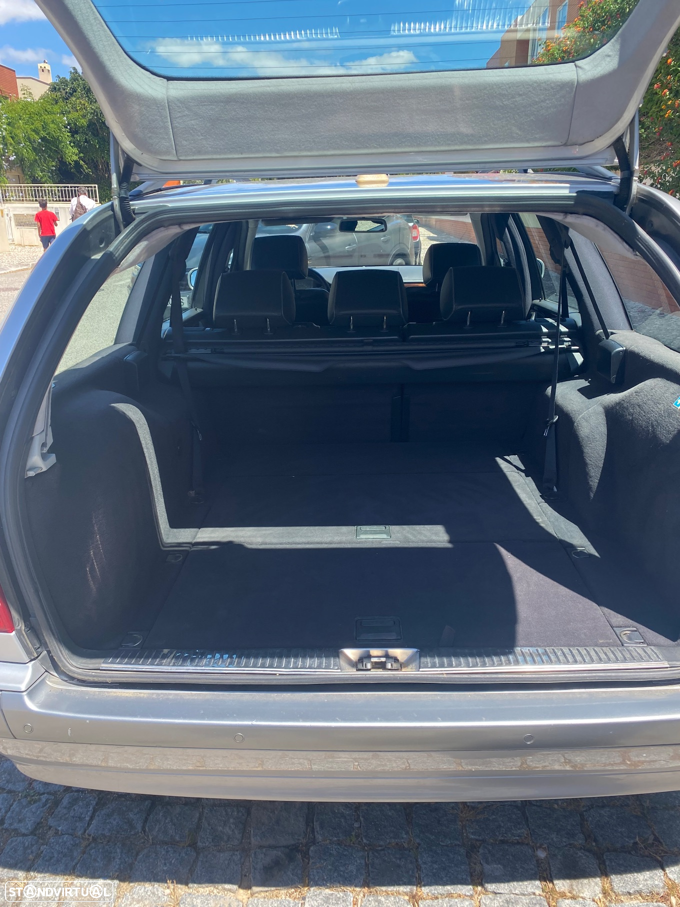 Mercedes-Benz E 320 - 15