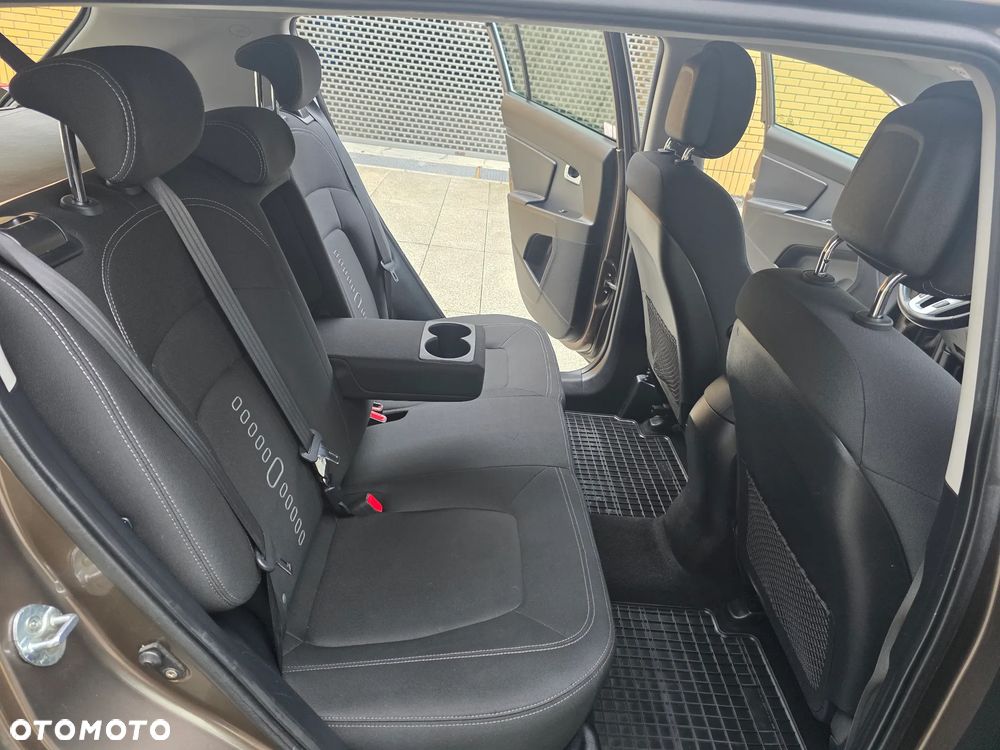 Kia Sportage 1.6 GDI L 2WD - 22