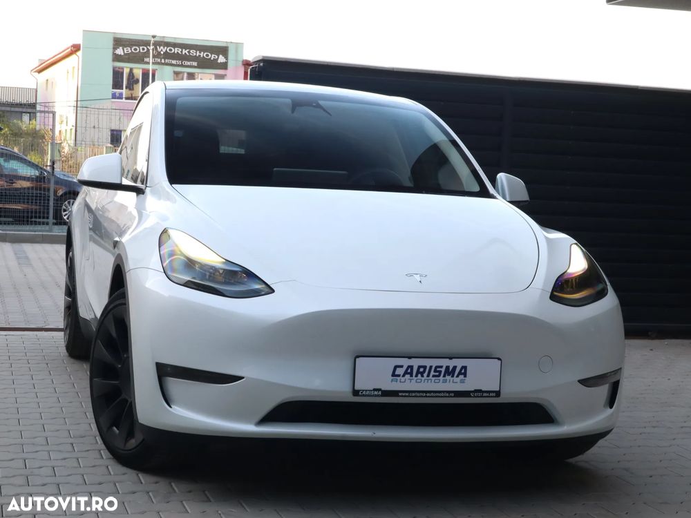 TESLA Model Y 2023 — imagine 6