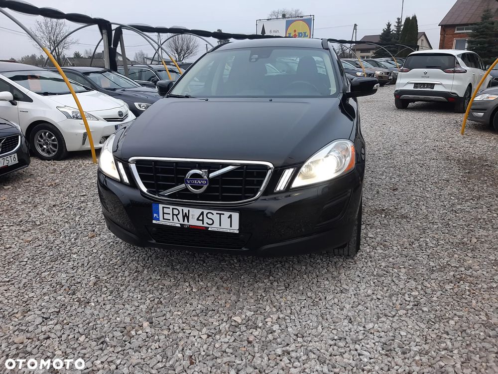 Volvo XC 60 D5 AWD Momentum - 13