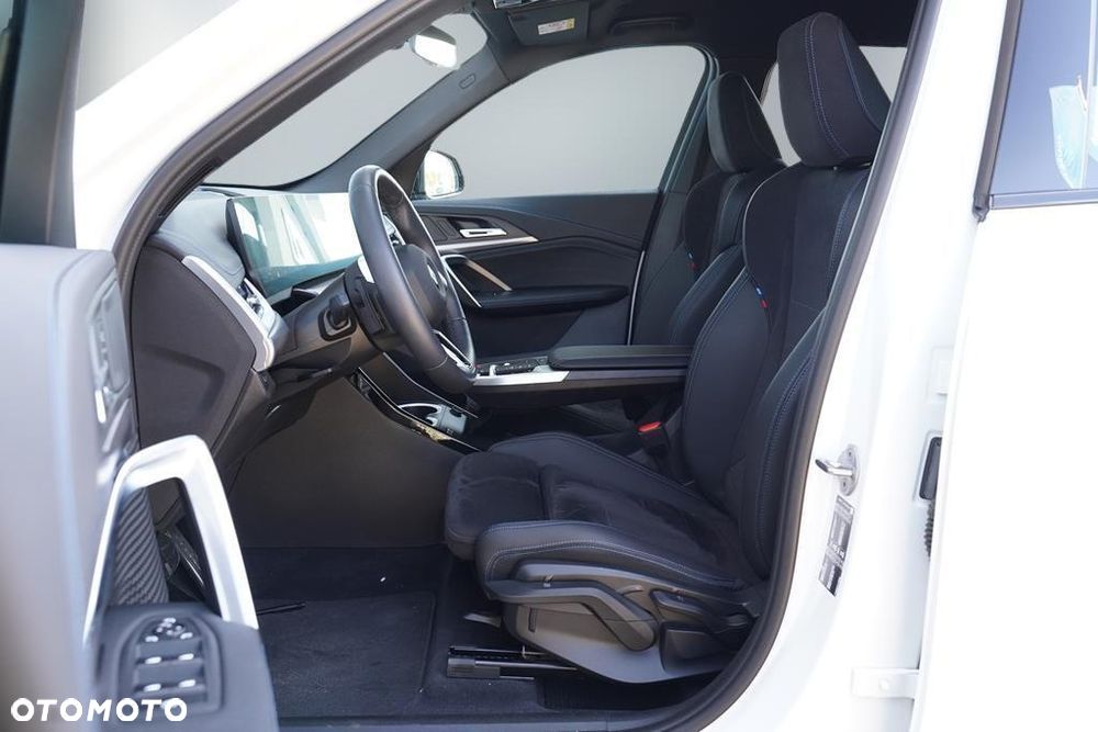 BMW X1 xDrive23i mHEV M Sport sport - 8