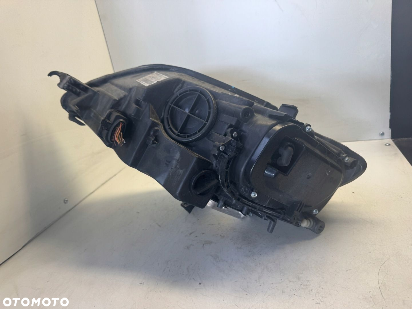 VW GOLF V PLUS LAMPA PRAWY PRZÓD XENON 5M1941754A - 14