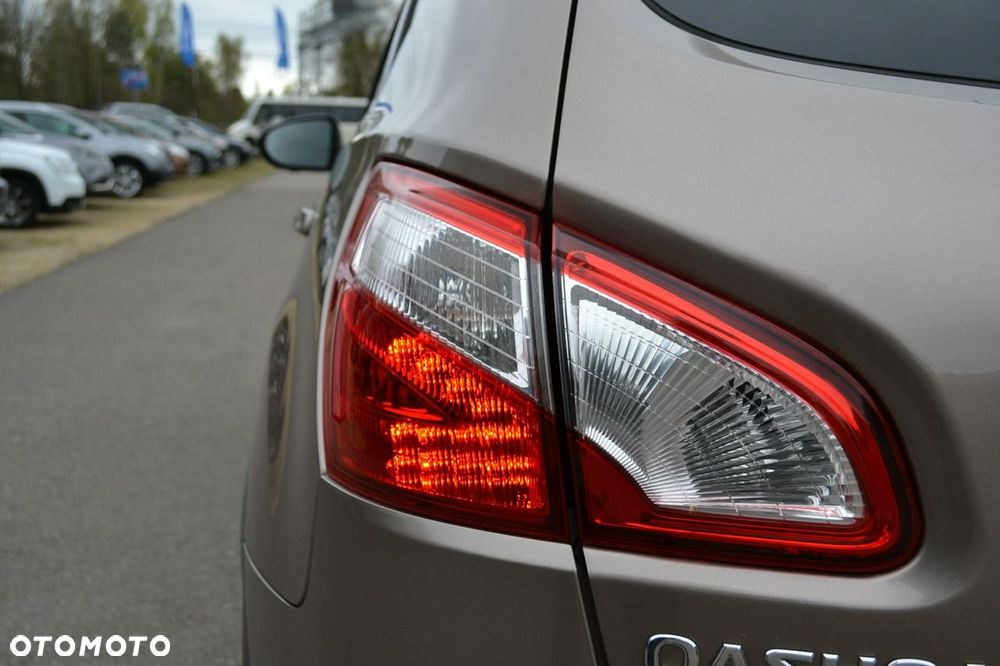 Nissan Qashqai 2.0 4 x 4 CVT 360 - 22
