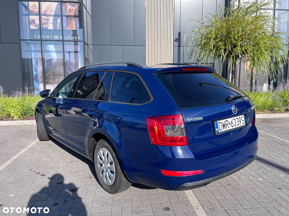 Skoda Octavia 1.6 TDI Ambition - 4