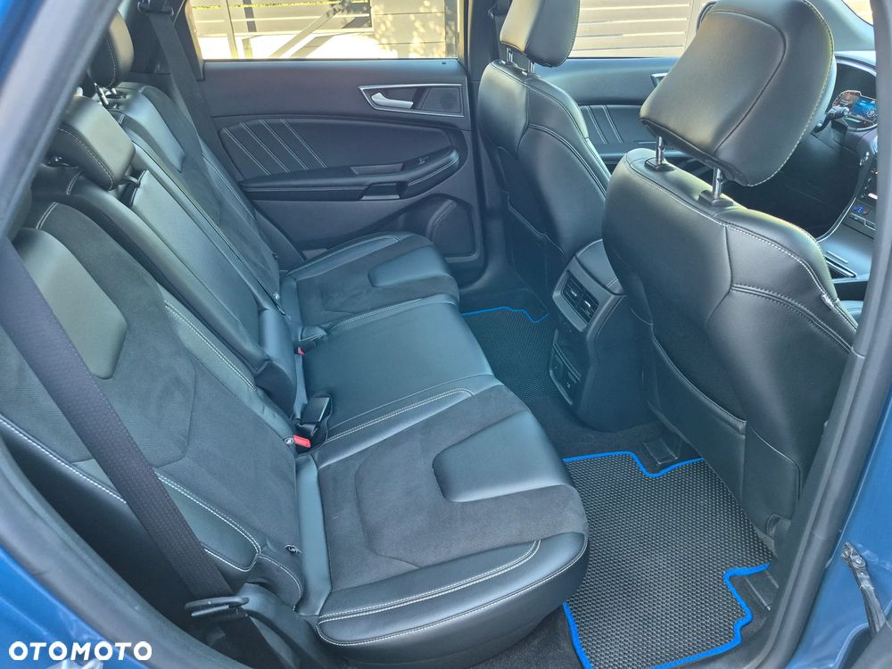 Ford Edge - 12