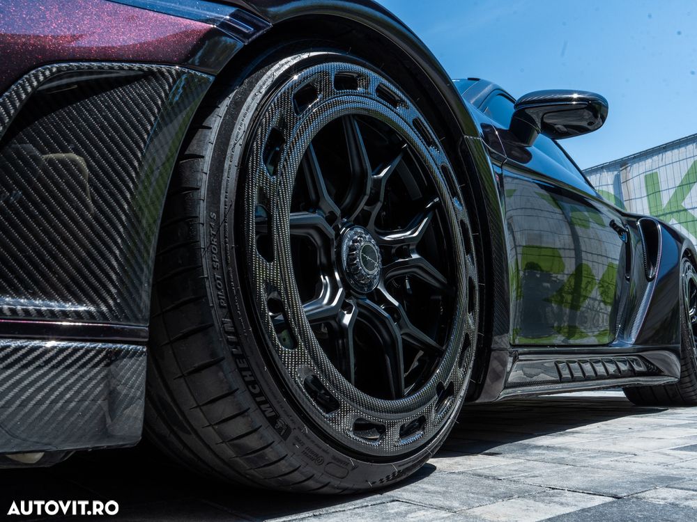 Porsche 911 911Turbo S - 21