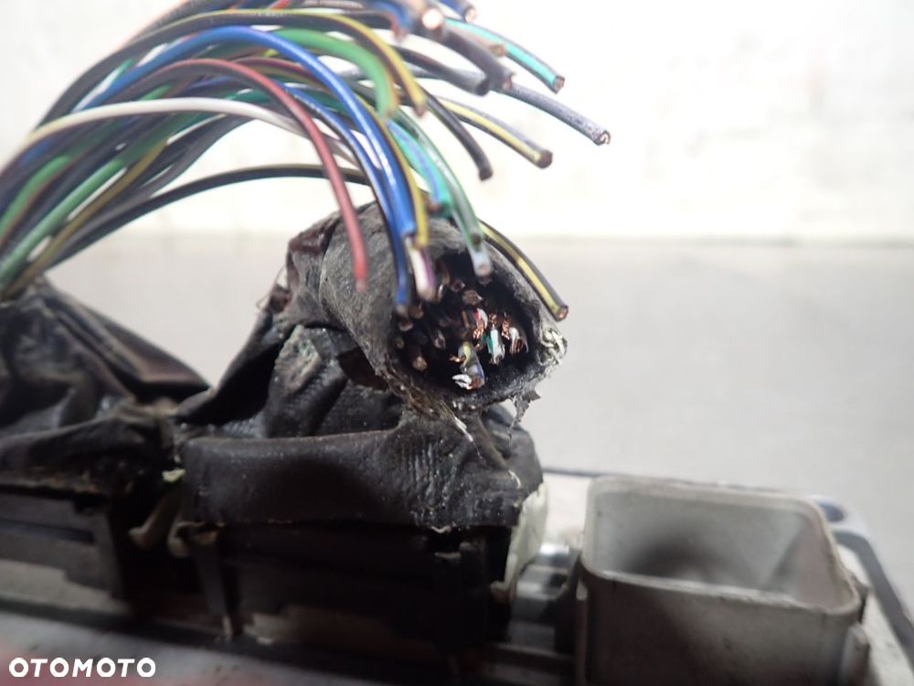 KOMPUTER SILNIKA FORD FOCUS C-MAX 1.8 - 4