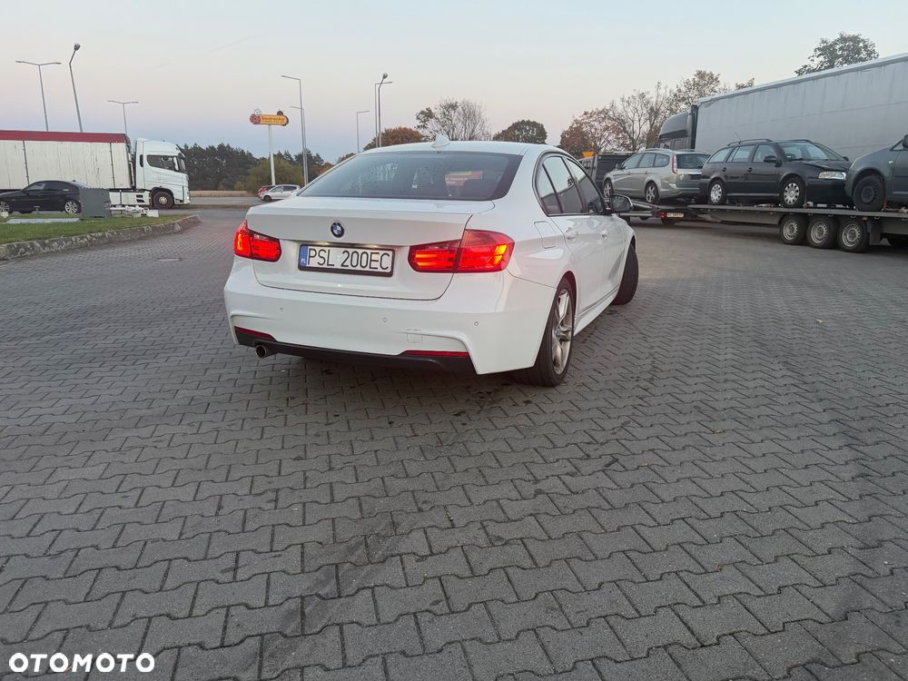 BMW Seria 3 2015 photo 4