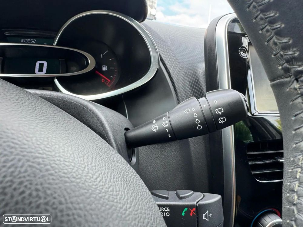 Renault Clio 0.9 TCe Limited - 36