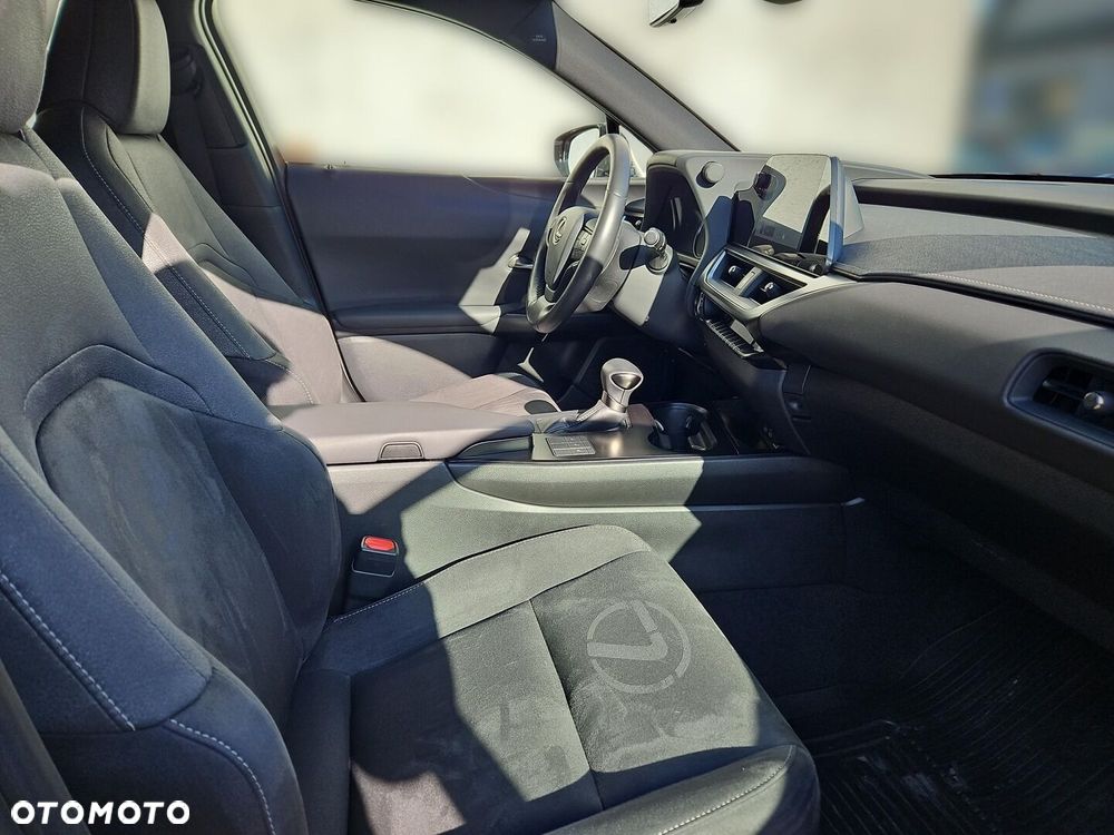 Lexus UX 250h GPF Business 2WD - 21