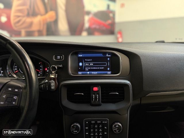 Volvo V40 D2 Kinetic - 10