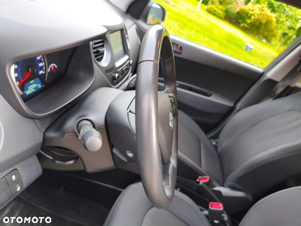 Hyundai i10 1.0 YES - 13