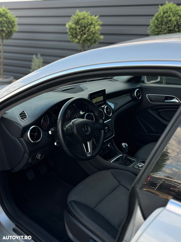 Mercedes-Benz CLA 180 UrbanStyle Edition - 7