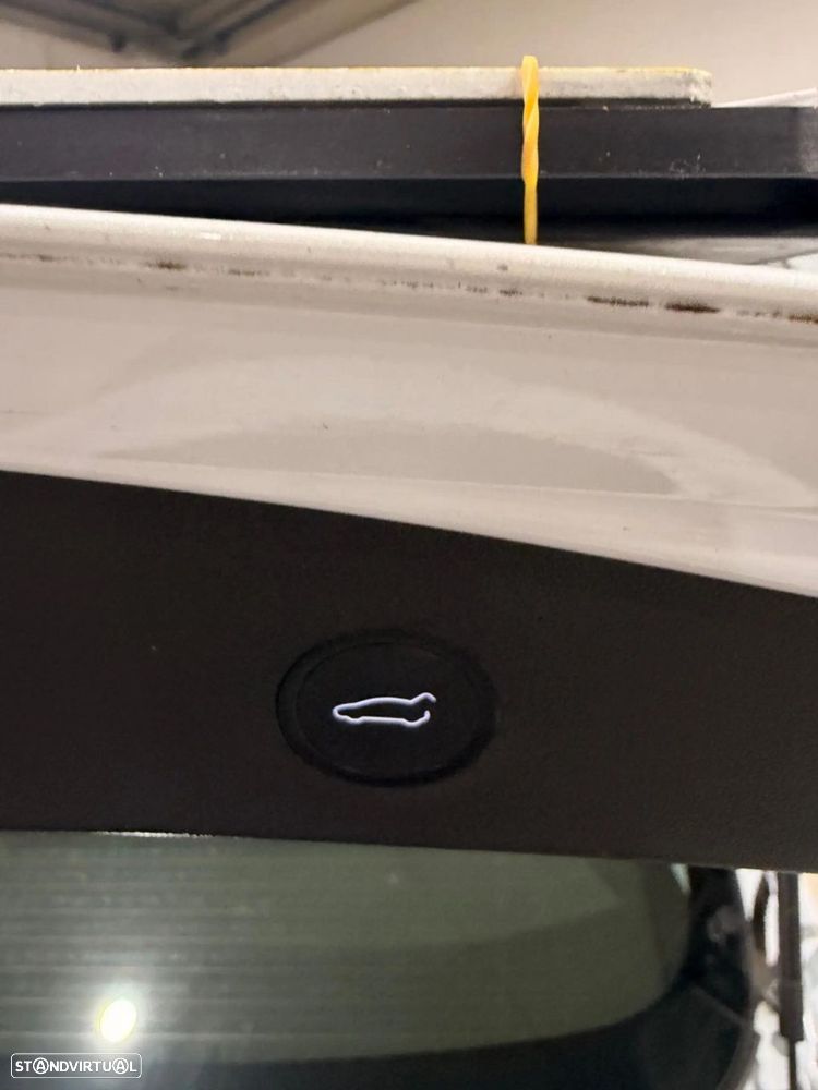 Tesla Model 3 Standard Range Plus RWD - 11