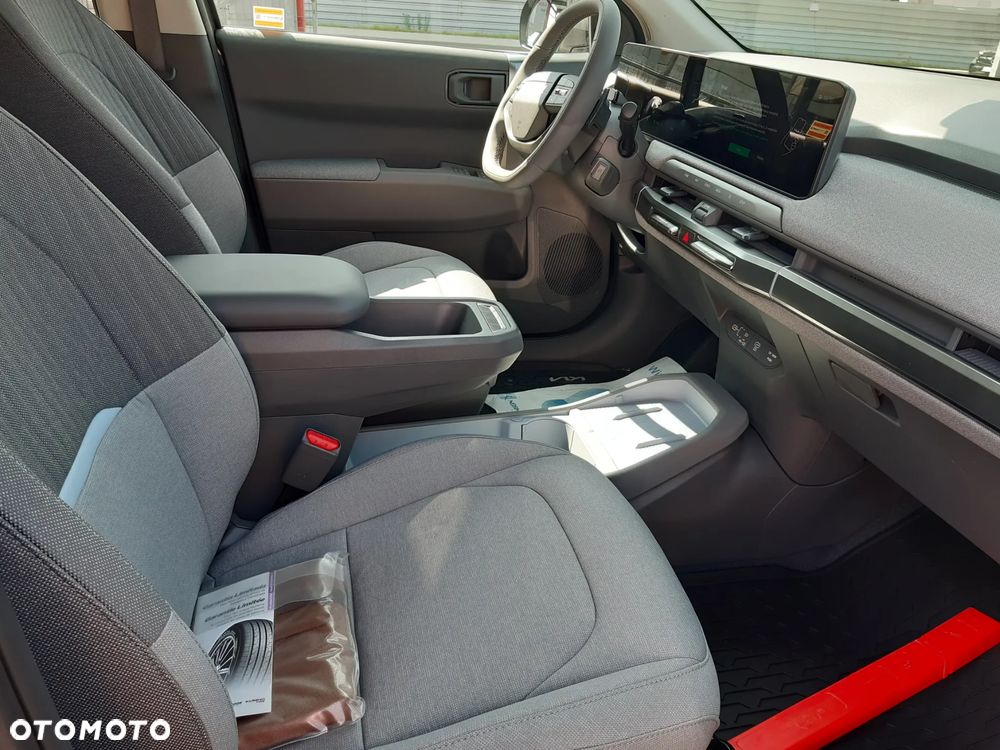 Kia EV3 81.4kWh Earth - 11