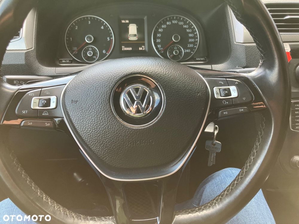 Volkswagen Caddy 2.0 TDI Comfortline DSG - 11