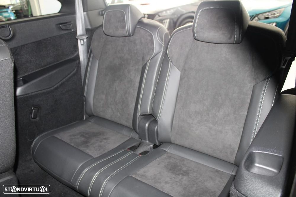 Peugeot E-5008 73 kWh GT - 14