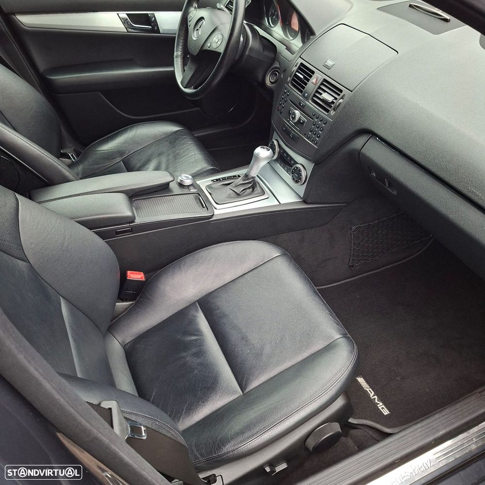 Mercedes-Benz C 350 - 20